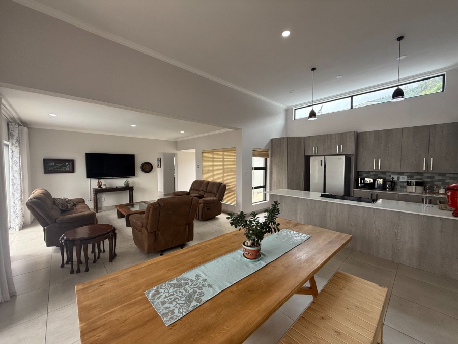 3 Bedroom Property for Sale in Kosmos Ridge North West